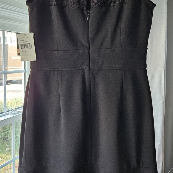 NTW Taylor Black Lace Sleeveless Dress - Picture 3 of 4